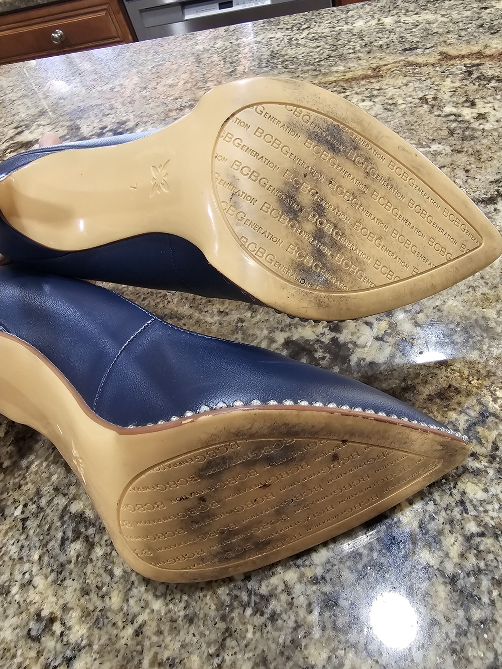 BCBGeneration Navy Pointed Toe Stud-Trim Pump Size 7, 4"heels - Picture 10 of 12